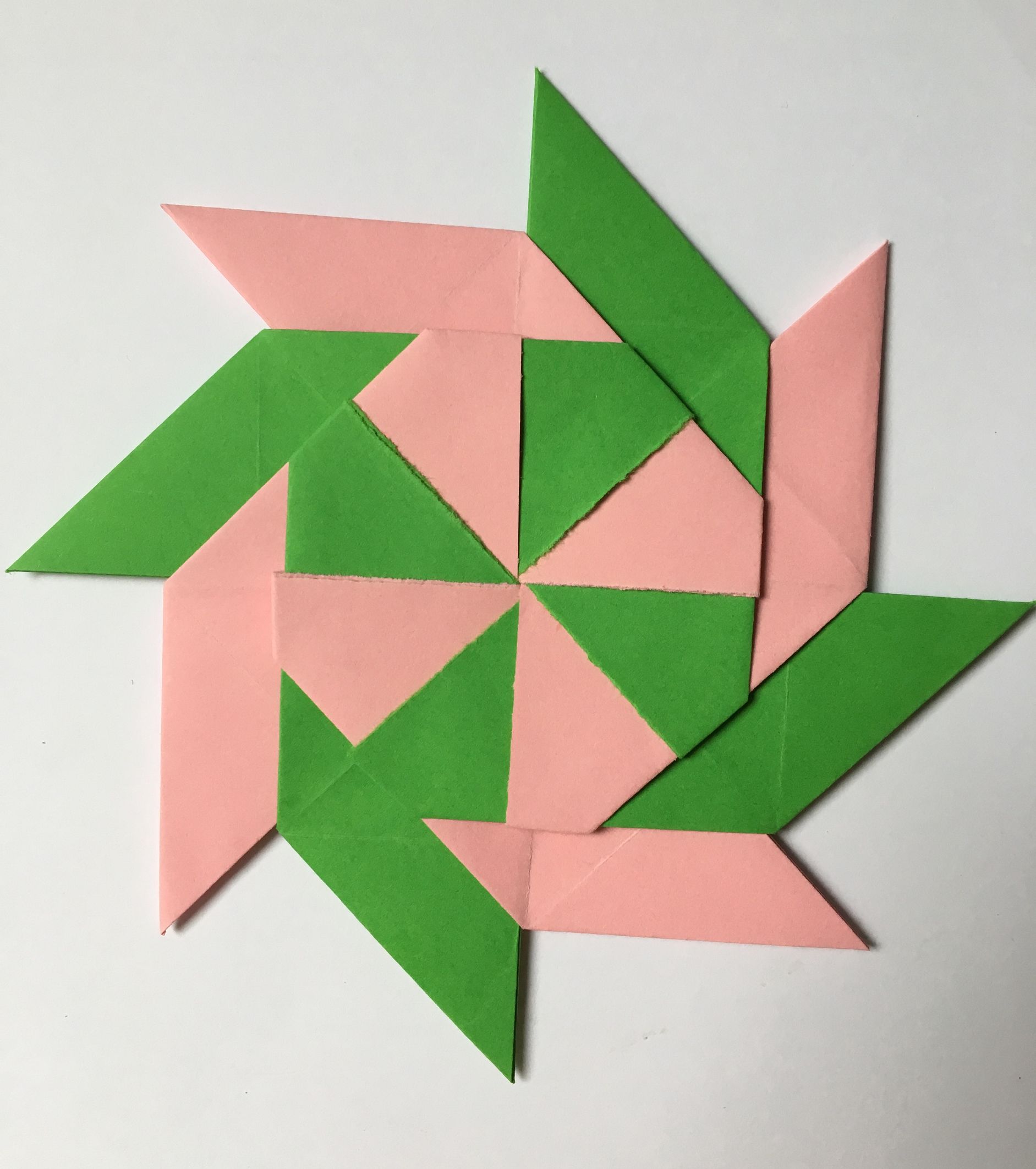 (儿童手工——八角飞镖的折法)