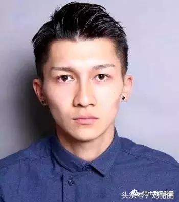 2017年流行好看的短发，今年好看的短发（2017流行两侧铲短男士短发）