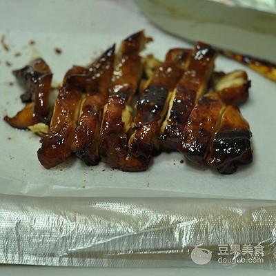鸡腿饭的做法有哪些，鸡腿饭的做法有哪些简单（最详细的照烧鸡腿饭的做法）
