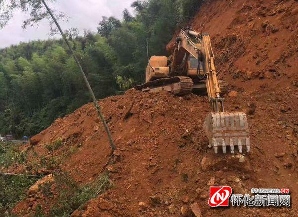 坍方和塌方有什么区别，坍方跟塌方的区别（洪江市公路局全力抢险塌方路段保畅通）