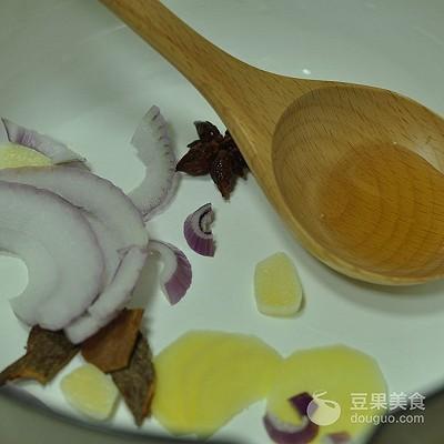 鸡腿饭的做法有哪些，鸡腿饭的做法有哪些简单（最详细的照烧鸡腿饭的做法）