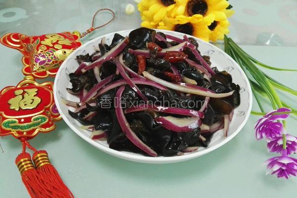 洋葱炒木耳的怎样做，如何炒洋葱木耳（洋葱木耳）