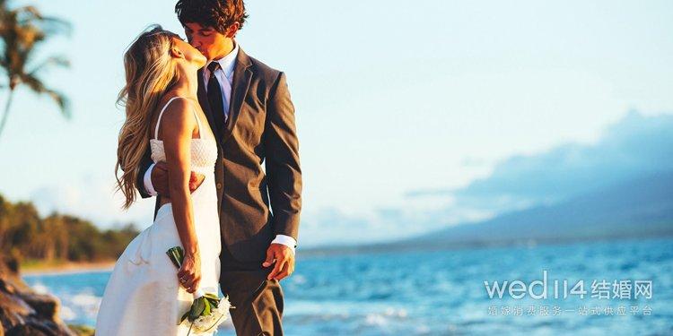 心疼老公太辛苦暖心话，心疼老公太辛苦的话语（老婆对老公说的感人话）