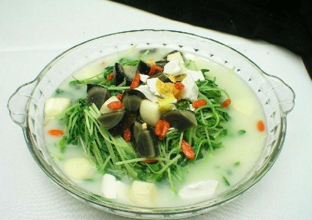 上汤豆苗最正宗的做法，上汤豆苗的家常做法（上汤豆苗）