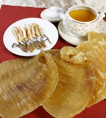 花胶是什么东西，花胶和什么煲汤最适合（全面了解花胶养生作用）