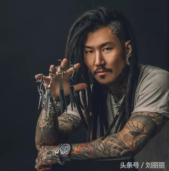 2017年流行好看的短发，今年好看的短发（2017流行两侧铲短男士短发）