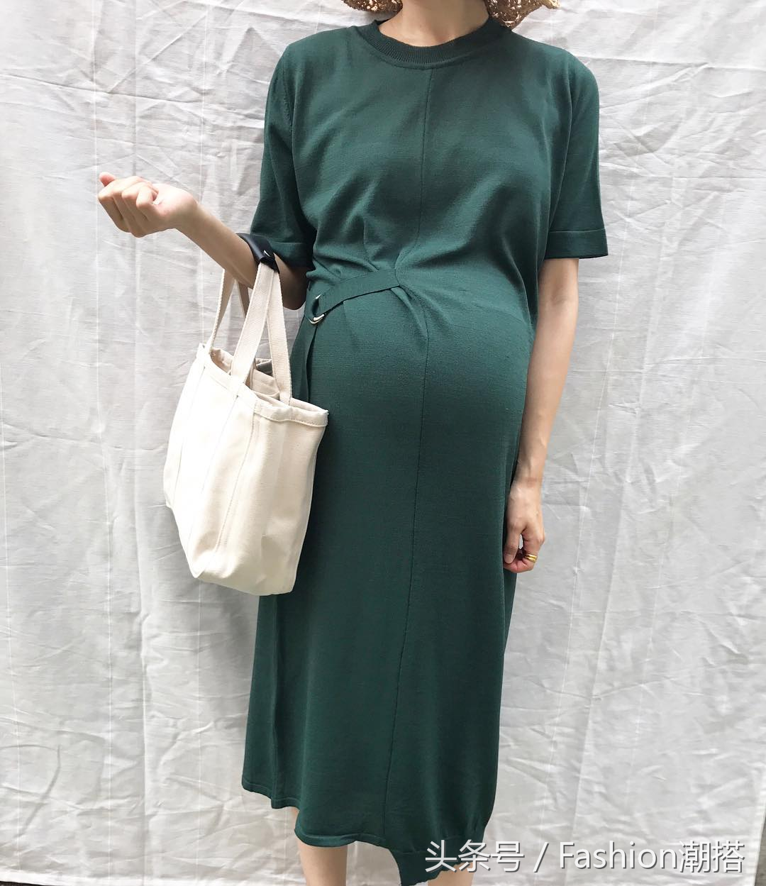 怀孕的女生在孕期也要优雅漂亮，都有哪些穿搭推荐呢，怀孕的女生在孕期也要优雅漂亮（怀孕了怎么穿都觉得难看）