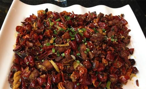 洋辣子能吃吗，洋辣子多少钱一斤（农村有一种叫“洋辣子”的妖孽）