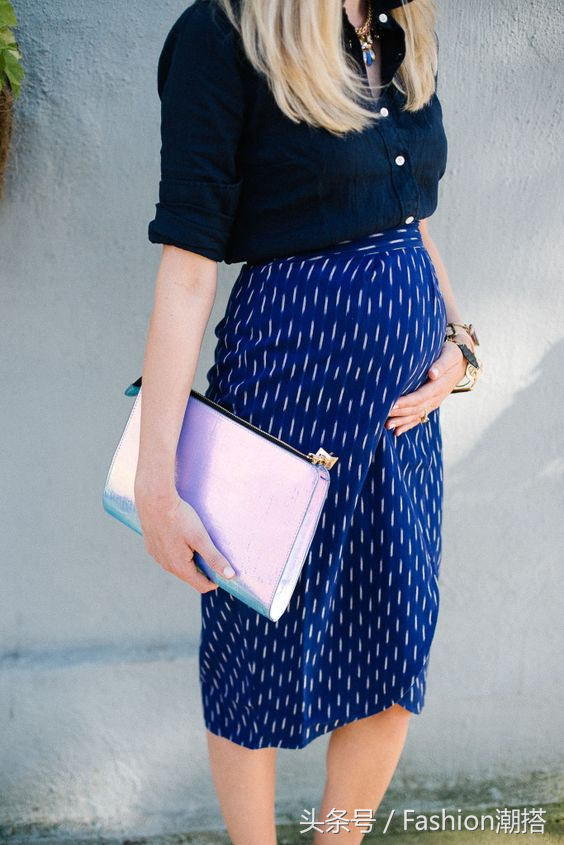 怀孕的女生在孕期也要优雅漂亮，都有哪些穿搭推荐呢，怀孕的女生在孕期也要优雅漂亮（怀孕了怎么穿都觉得难看）