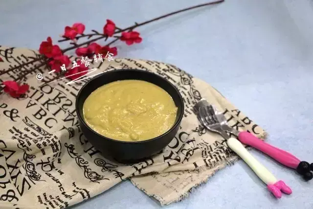 黄金亚麻籽粉的功效与作用，亚麻籽粉的作用与功效（均衡营养少不了亚麻籽）