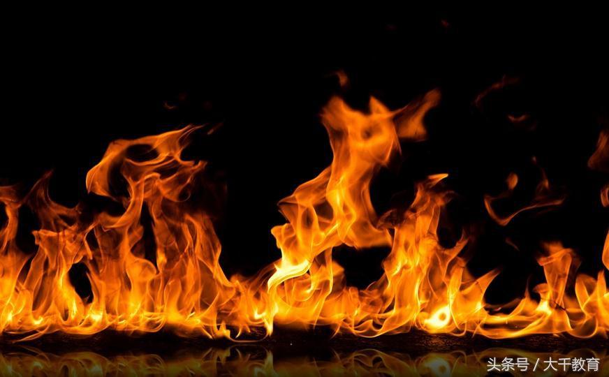 梦见女人拉屎什么预兆，梦见女人拉屎什么预兆解梦（你梦到这些，到底代表着什么）