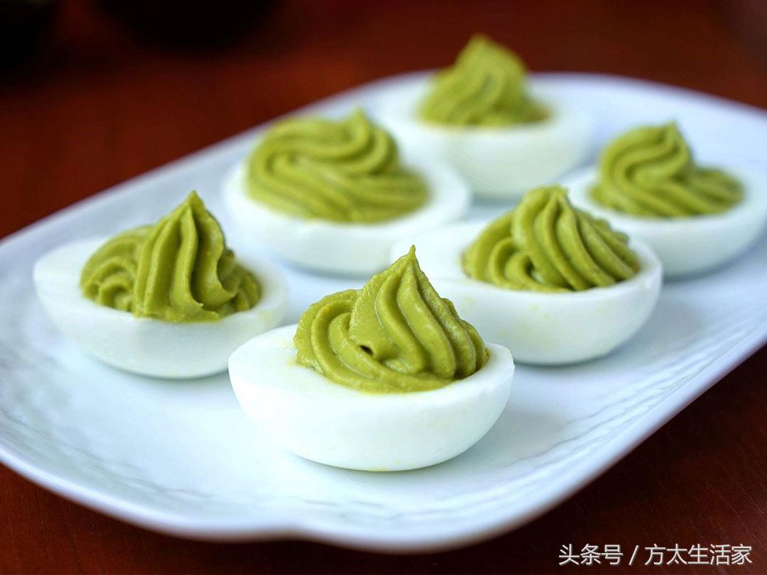 牛油果怎么看熟不熟，牛油果怎么看熟不熟需要去皮吗（牛油果怎么挑）