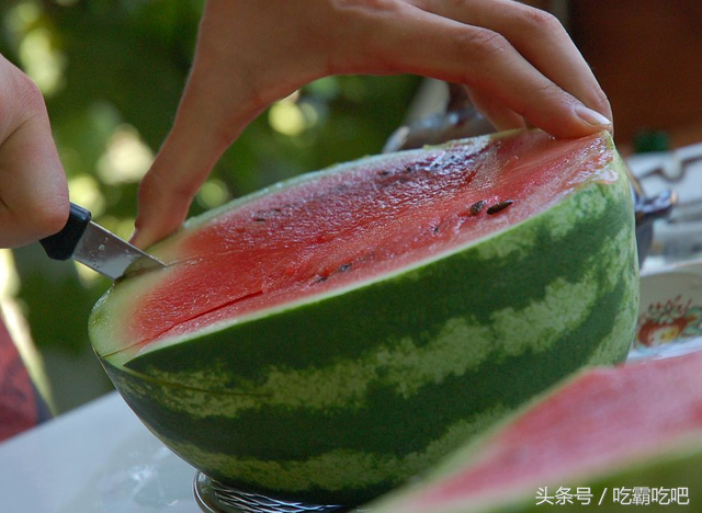 切榴莲的正确方法，1分钟切水果的新方式