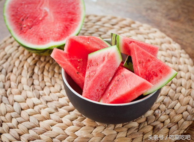 切榴莲的正确方法，1分钟切水果的新方式