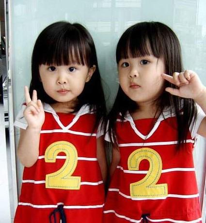 马剑琴和马剑琪，马承祖儿子马剑琴（同卵双胞胎肤色和眼球颜色都不同）