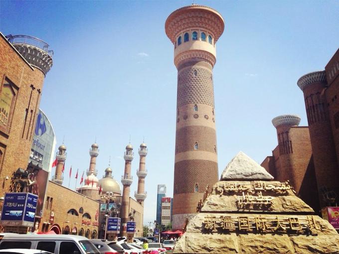 关于新疆的资料，新疆——有生之年，必来之地