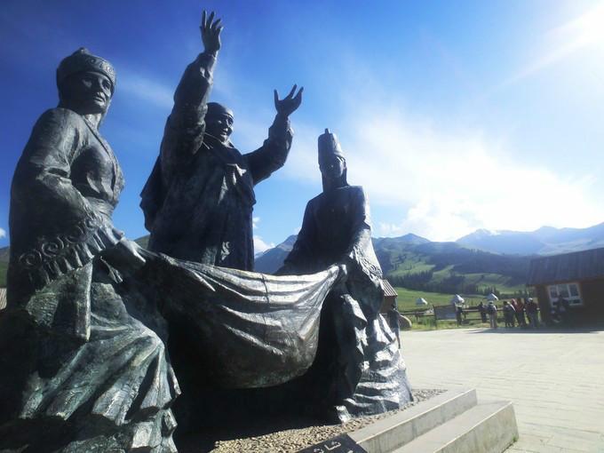 关于新疆的资料，新疆——有生之年，必来之地