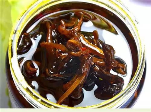 扫把菌怎么做好吃，扫把菌怎么洗（盘点最常吃的野生“界儿”）