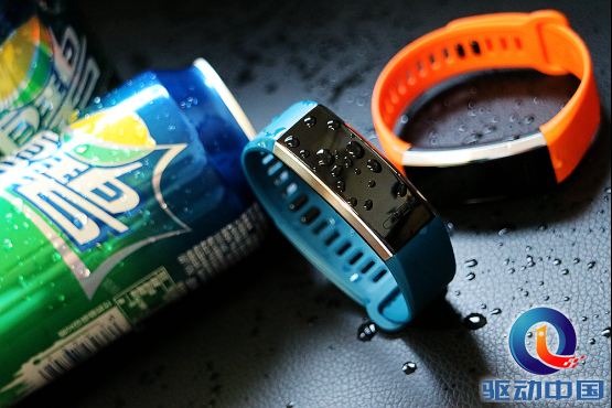 华为运动手环使用方法是什么，华为运动手环怎样使用（华为运动手环上手体验）