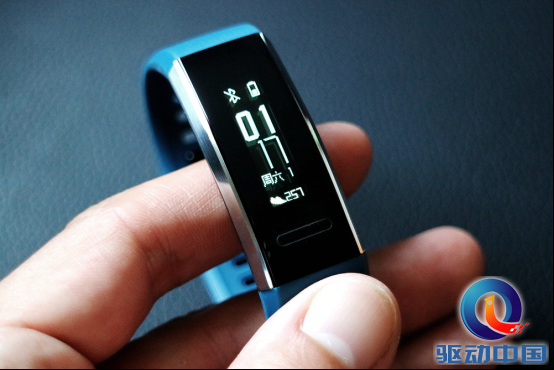 华为运动手环使用方法是什么，华为运动手环怎样使用（华为运动手环上手体验）