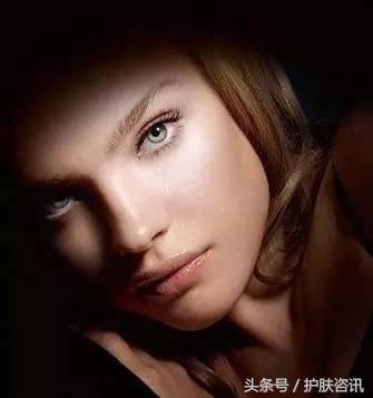 女人每晚泡脚对脸上皮肤好吗，天天泡脚还是隔一天一次好（九大生活习惯对女人皮肤超好）