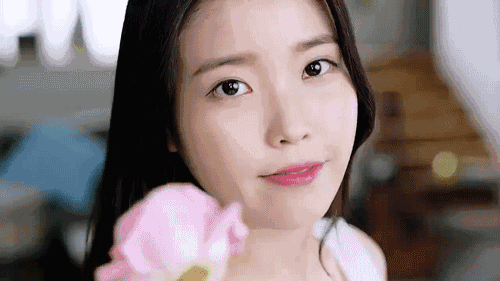 女人每晚泡脚对脸上皮肤好吗，天天泡脚还是隔一天一次好（九大生活习惯对女人皮肤超好）