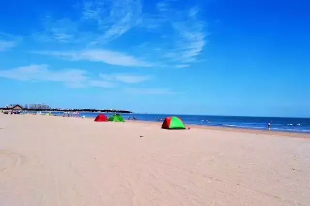 威海最美海岸线在哪里，青岛、威海海岸线哪个长（带你触摸最美夏日时光）
