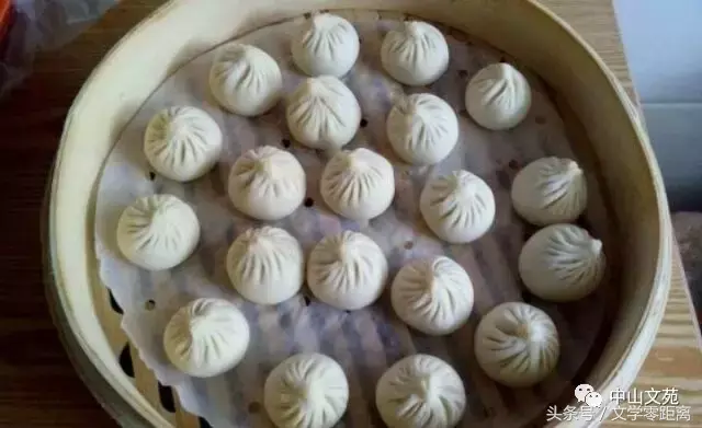 关于食物的作文，食物的作文（山西省万荣县南街小学/实验小学同题作文《家乡的美食》精选五篇）