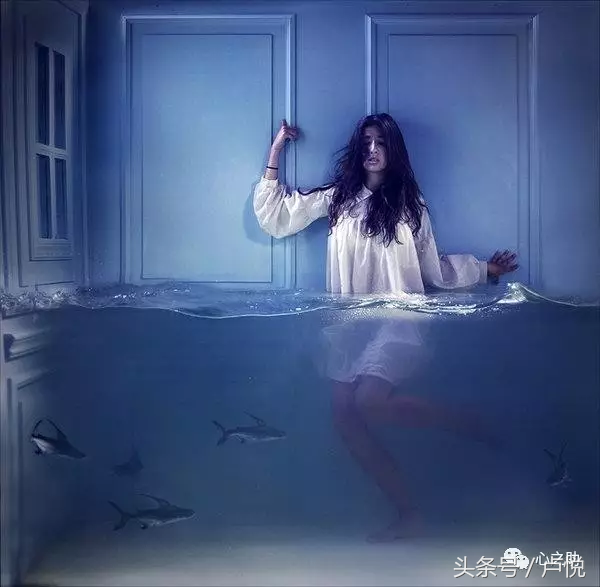 梦见从树上摘桃吃是什么意思，梦到在树上摘桃子吃是什么意思（解梦：共度一生的伴侣）