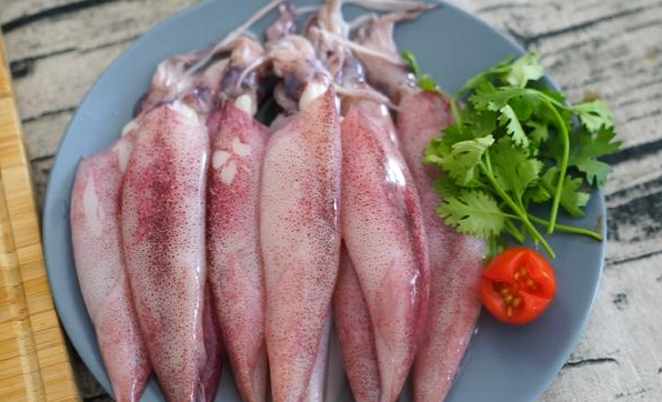 海兔子怎么做好吃，海兔怎么做好吃（辣炒海兔比红烧的好吃）