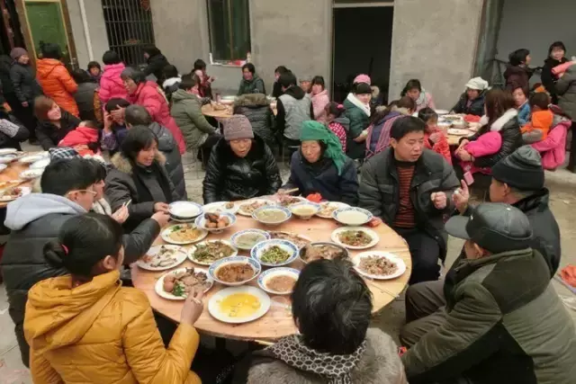 三尺竹杆挂江陵，三尺竹杆挂江陵是什么意思（江陵民间饮食文化及习俗特色）