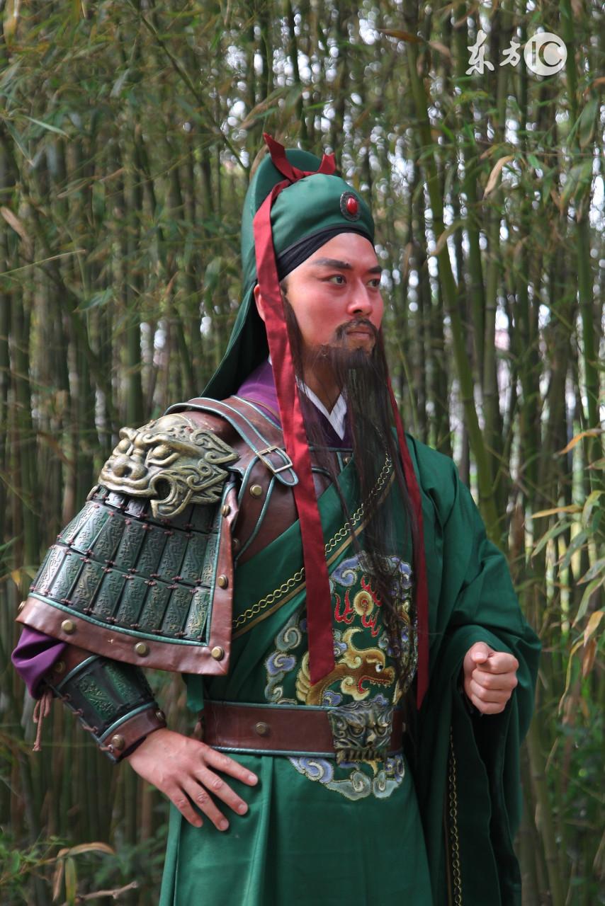 关羽为什么是枣红色的，被这种说法逗的大笑