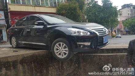 车牌桂f是哪里的车，桂f车牌是哪里的车牌号码（这样倒车也是醉的，事发南宁）