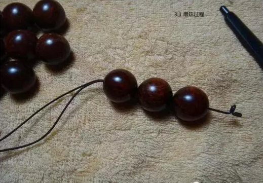 串珠手链怎么打结，佛珠手链打结（有了这个穿珠打结图解）