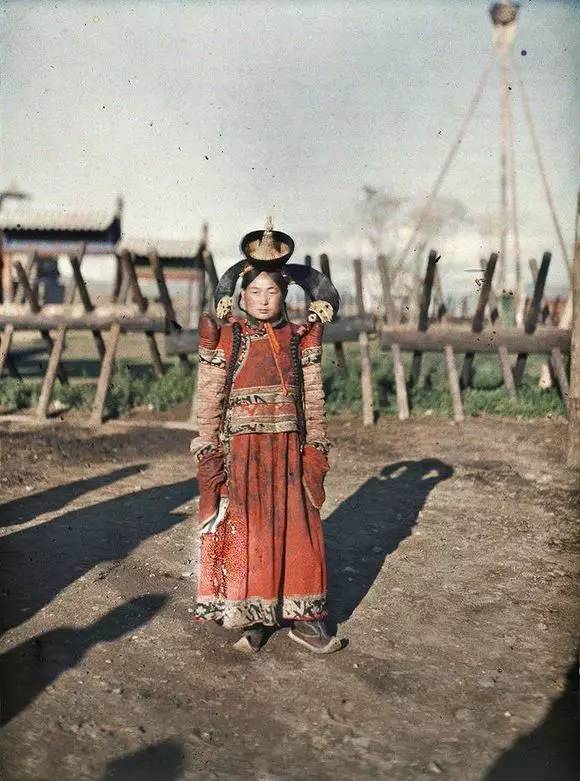 外蒙古什么时候独立的 外蒙古什么时候独立出去的，外蒙古什么时候独立的（刚脱离清政府的外蒙古）