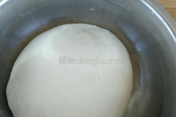 韭菜包家常做法 韭菜包子怎么做，韭菜包家常做法（韭菜包子）