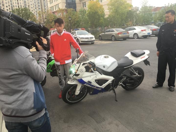 诸暨郭家电脑维修店 可惜！诸暨好几个学生开这种车上街 结果被拘留了