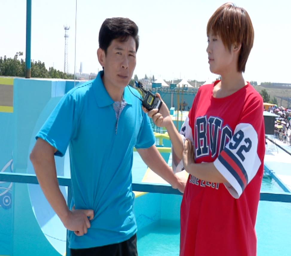 快乐向前冲王中王冠军，快乐向前冲王中王争霸赛2014冠军是谁（韩玉成狂人帮PK韩来玉退伍军人队）