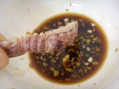 温州皮皮虾直播，“小吃货”发明剥虾神器