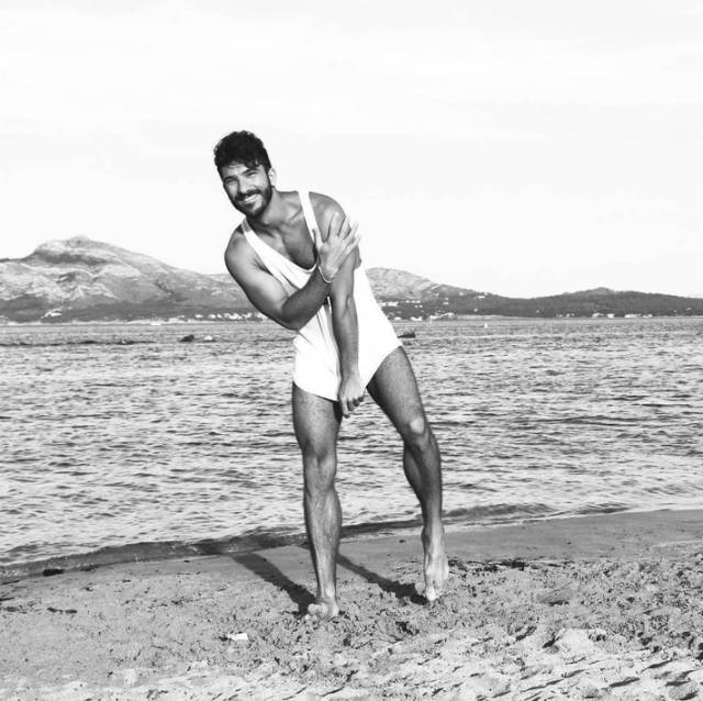 泳裤和内裤的区别，游泳裤是什么面料做的（单品丨虽然便宜常见）