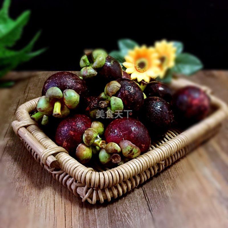 山竹的功效与作用，山竹的功效与作用孕妇（山竹是一种味道很好的热带水果）