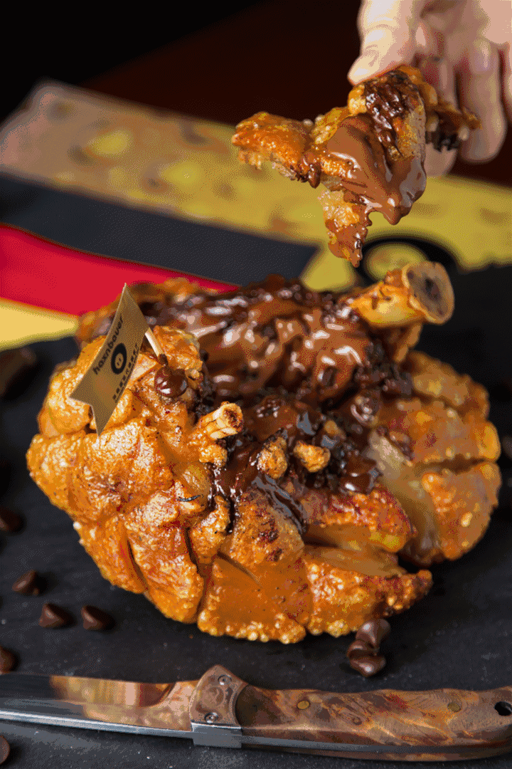 蹦沙卡拉卡是什么歌，歌词蹦沙卡拉卡是什么歌（呼伦贝尔市广播电视台交通频率主播大飞、小辉空降音乐啤酒节）