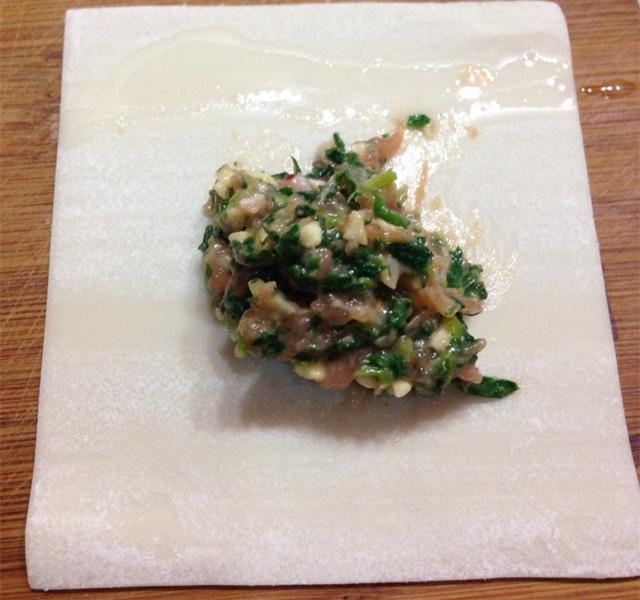 混沌的正确包法，手把手教你包馄饨（皮薄馅大、鲜美诱人）