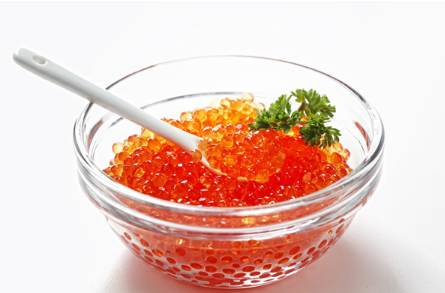 鱼子酱是什么，鱼子酱是什么鱼的卵（鱼子酱吃多了有什么坏处）