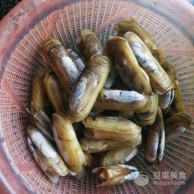 爆炒蛏子的家常做法，蛏子干怎么做好吃又简单（爆炒蛏子的做法）