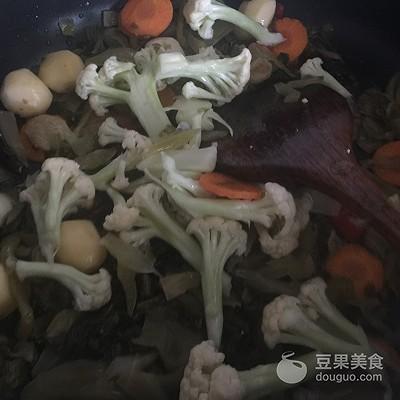 酸梅酸菜鱼做法，酸菜鱼#鲜有赞·爱有伴#