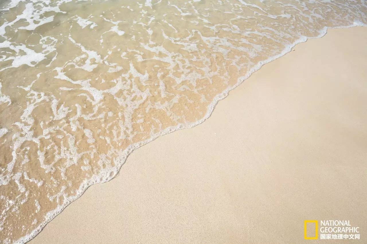 涠洲岛在哪个城市，北海涠洲岛在哪里（中国版的马尔代夫让整个苦夏都变甜了）