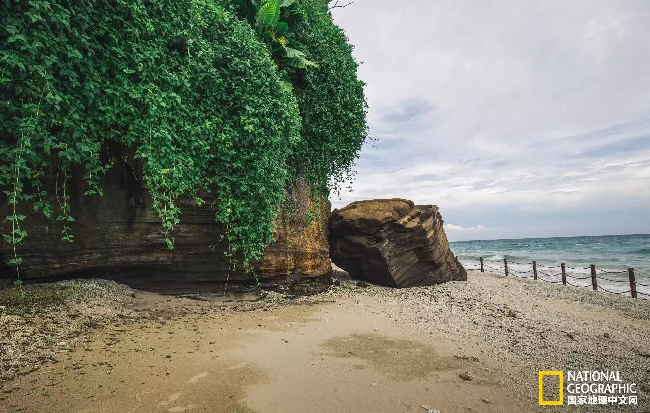 涠洲岛在哪个城市，北海涠洲岛在哪里（中国版的马尔代夫让整个苦夏都变甜了）