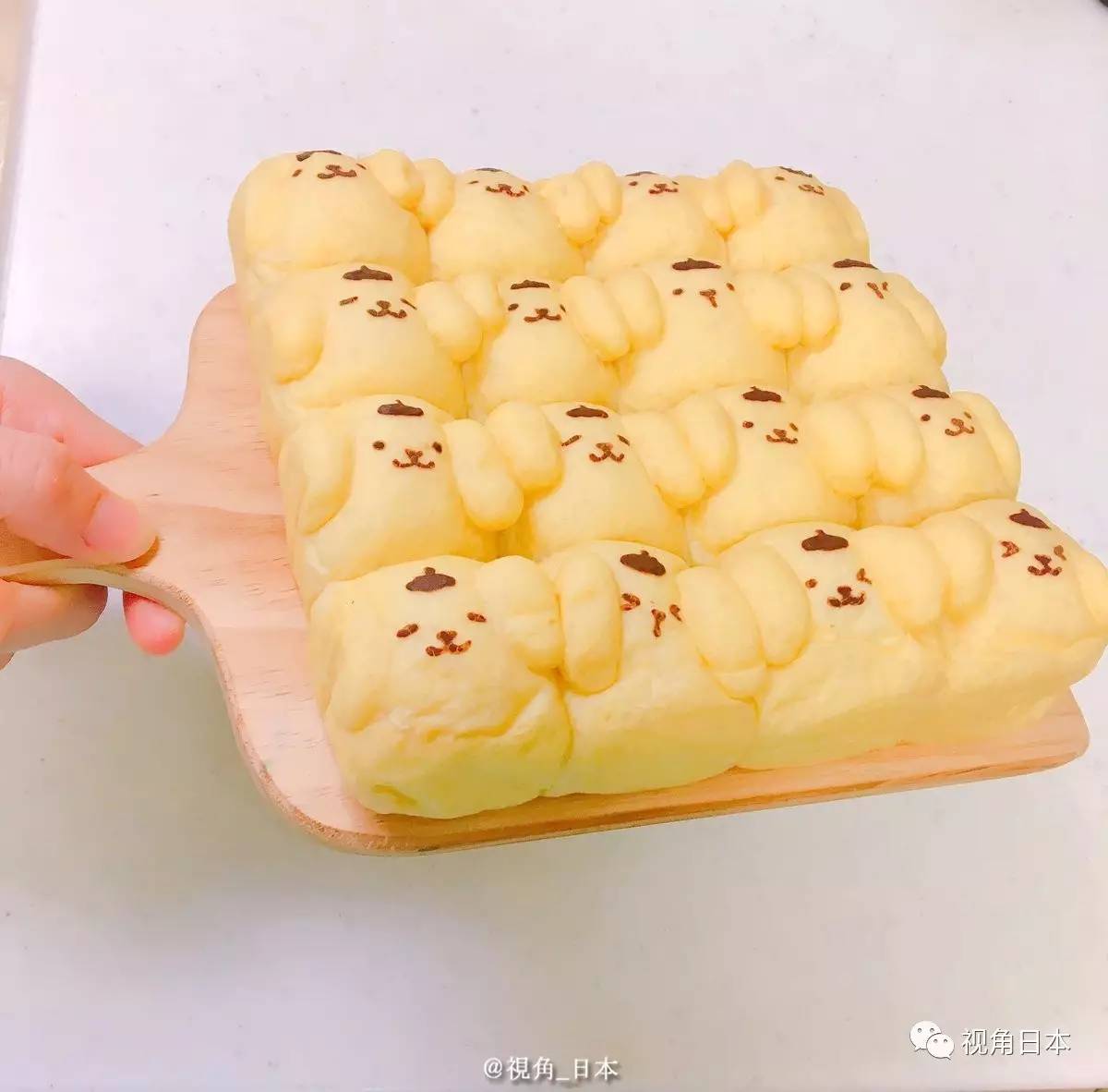 @MEOU 布丁狗表情包，meout什么意思（如果社长是只又大又可爱的狗图片）