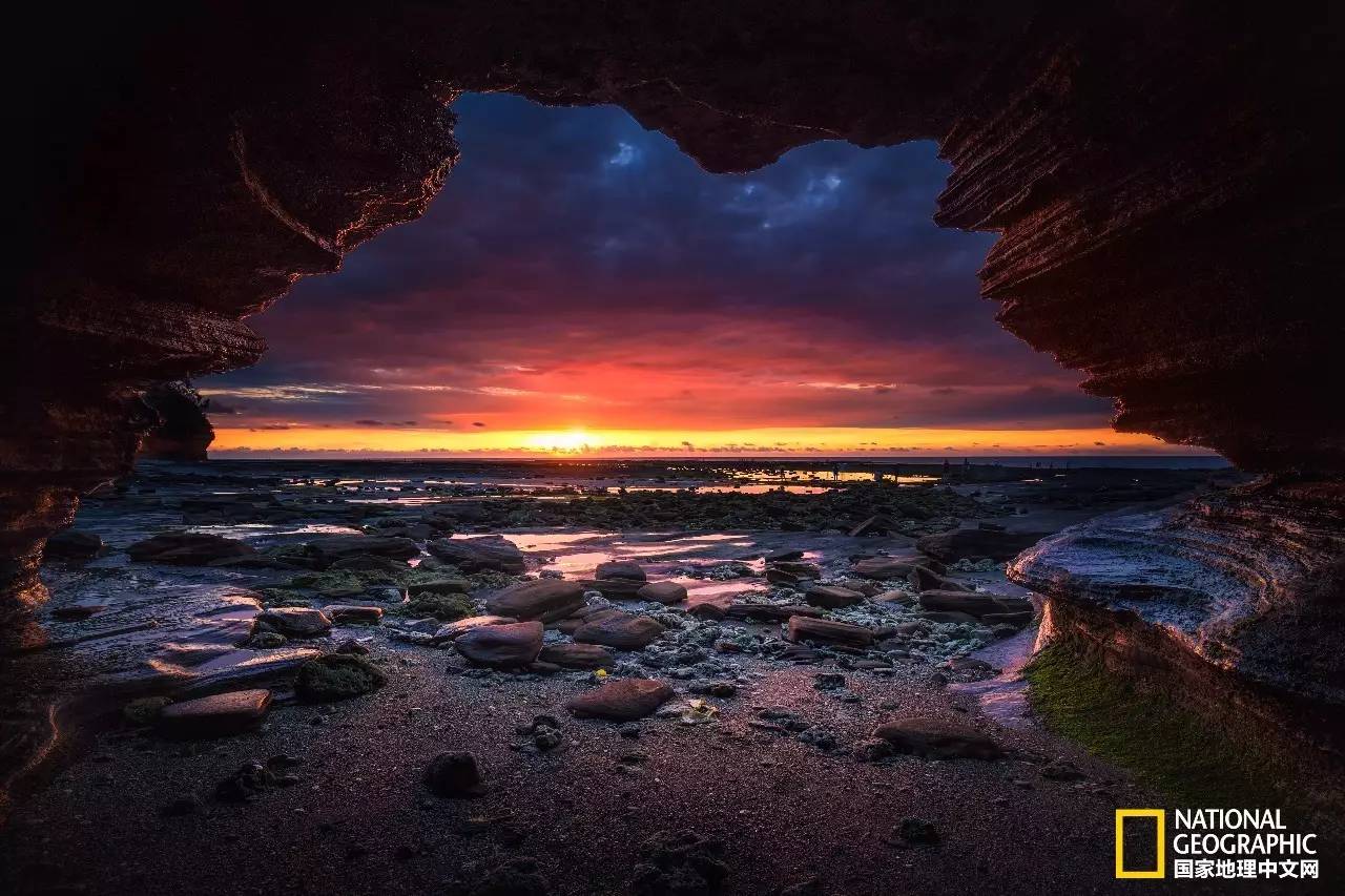 涠洲岛在哪个城市，北海涠洲岛在哪里（中国版的马尔代夫让整个苦夏都变甜了）